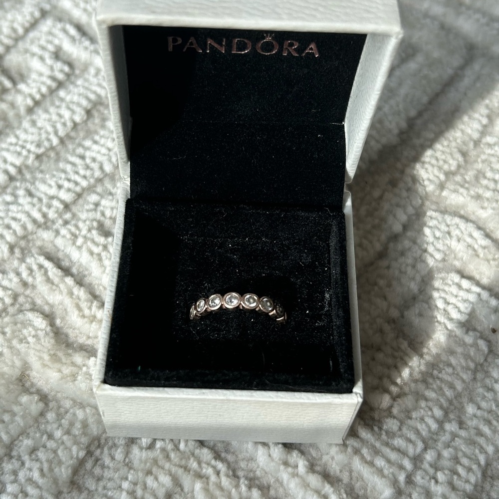 Pandora Ring